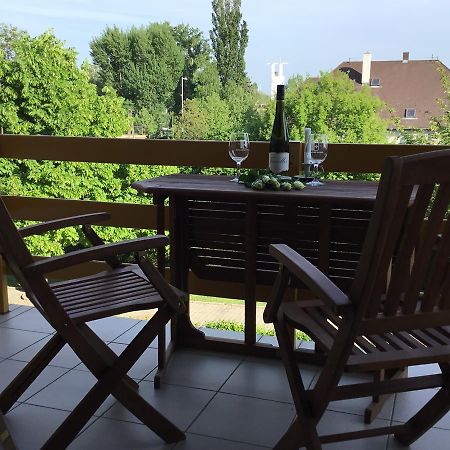 Soos Apartman Balatonfured Luaran gambar